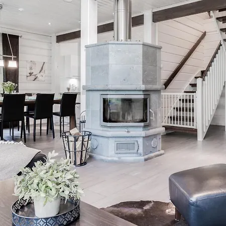 Rukan Lumikonpesae Villa *