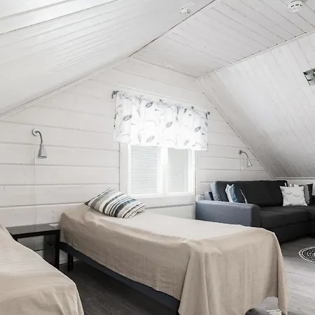 Rukan Lumikonpesae Villa *